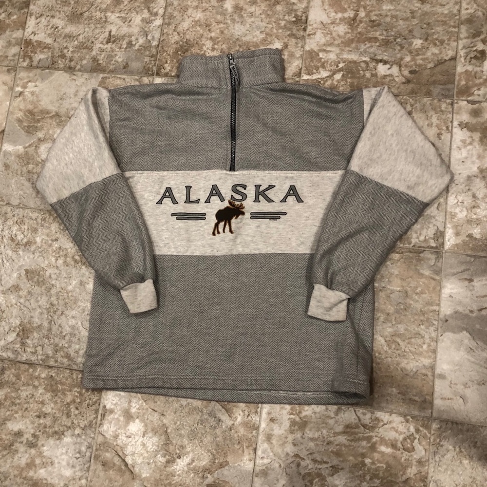 Vintage Alaska Quarter-Zip Poofy Print